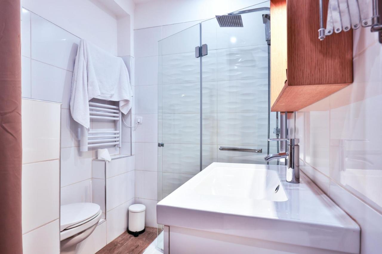 Apartamento Fully Equipped, Ac & Central As Can Be Niza Exterior foto